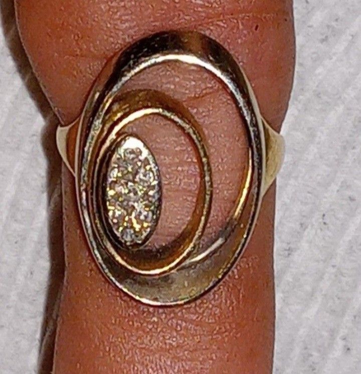 Real Solid 14k Yellow & White Gold Ring With Real Diamonds