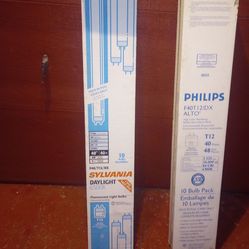 15 Florescent light bulbs 32"