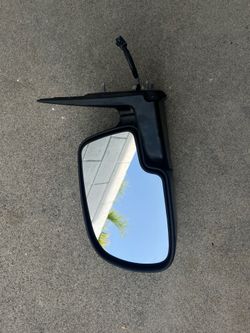 2002-1996 GMC OR CHEVY (Driver Side Mirror)