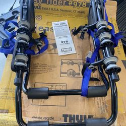 THULE 3 BIKE TRUNK MOUNT FOLDING BIKE RACK ARCHWAY ? VERY NICE  