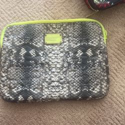 Mark By Mark Jacobs Chromebook/Macbook 13 Inches Sleeve