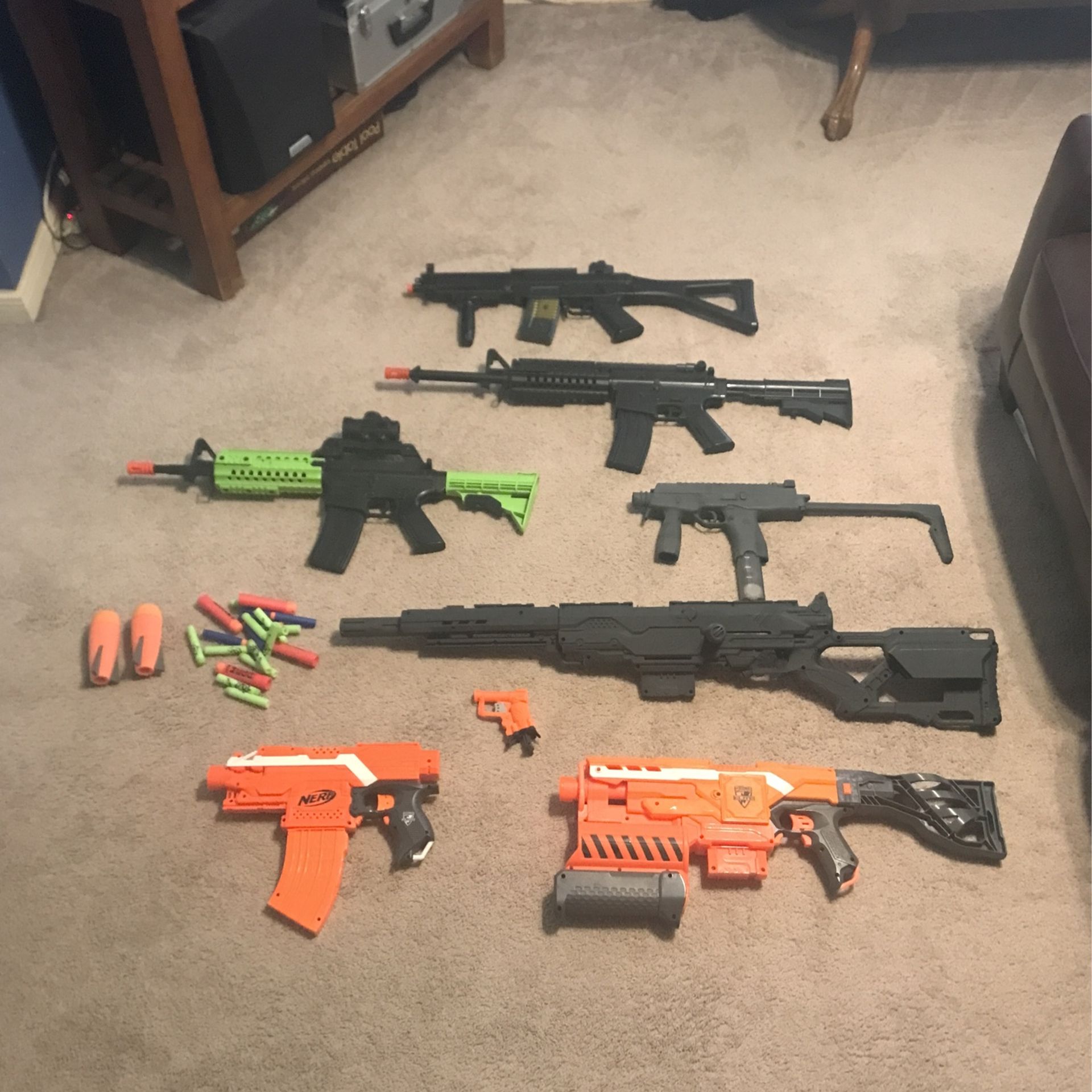 Air soft And Nerf Guns All Of Them Work