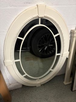 Wall mirror
