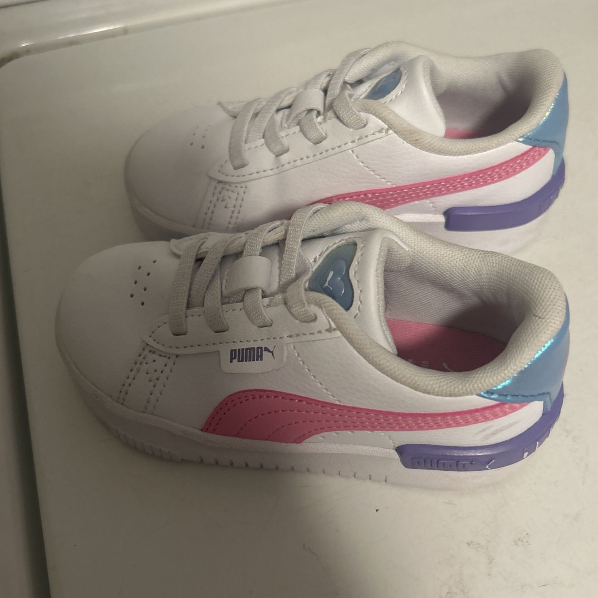 Girls Puma Shoes