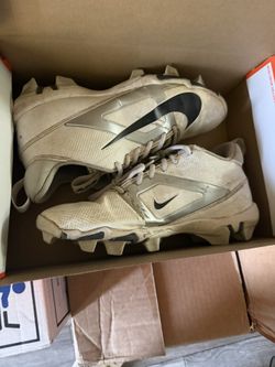 Nike Alpha Menace 4 Shark Football Cleats