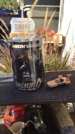 Collectible Hasbro Star Wars Unleashed Darth Vader Action Figure 