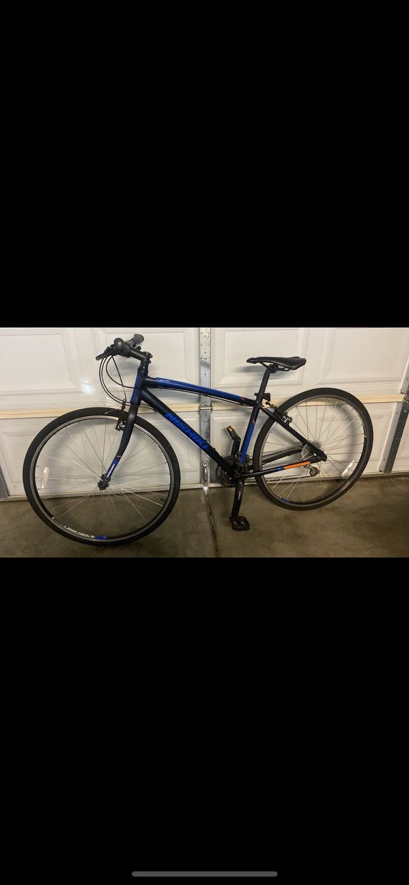 Nishiki Men's Manitoba Hybrid Bike (Blue or Grey/Blue/White) - Main Image