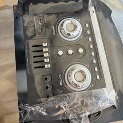 Bluetooth Speaker 
