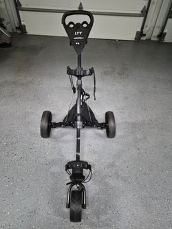 Golf Push Cart --  3 Wheels Folding Golf cart // great condition