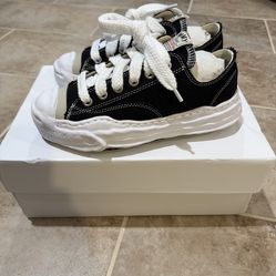 Maison Mihara Canvas Low