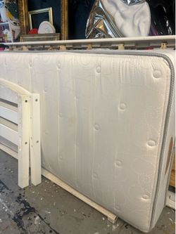 Twin mattress
