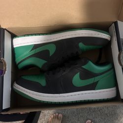 Jordan 1s Green And Black