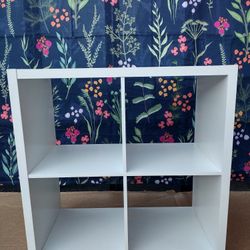 Small Desk Color White