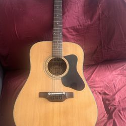 Acoustic Guitar 