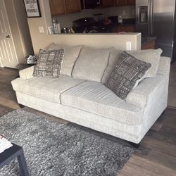 COUCH FOR SALE!!!