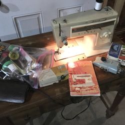Vintage Sewing Machine & Rare Accessories