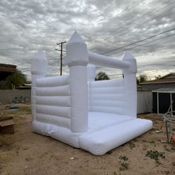 Bouncy Castle White 13 By 13 