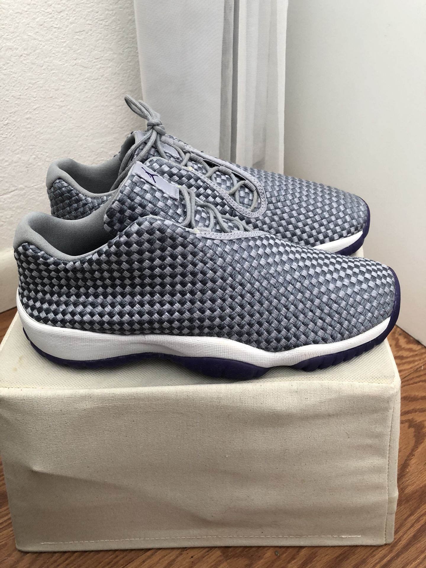 Air Jordan Future Low GG Size 6.5y