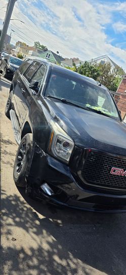 2017 GMC Yukon XL
