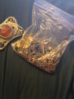 Mixed Costume Jewelry Lot Gold Tone