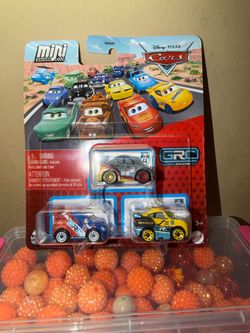 Disney Pixar Cars Mini Racers 3-Pack – Raoul ÇaRoule, Max Schnell and Cruz...