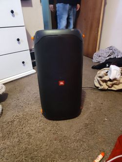 JBL Big Speaker