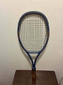 Tennis racket
