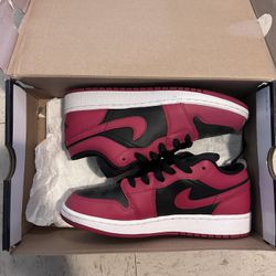 Nike Jordans Low Top 