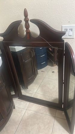 Free mirror