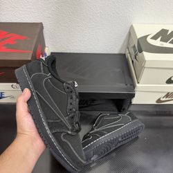 Aj1 Nike Air jordan 1 low travis scott Black Phantom size 7,7.5,8,8.5,9,9.5,10,10.5,11,12 