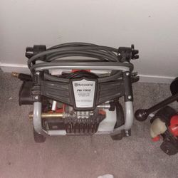 Husqvarna PW 2000 Pressure Washer