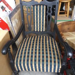 Antique Chair. Very Comfortable. $20.00
