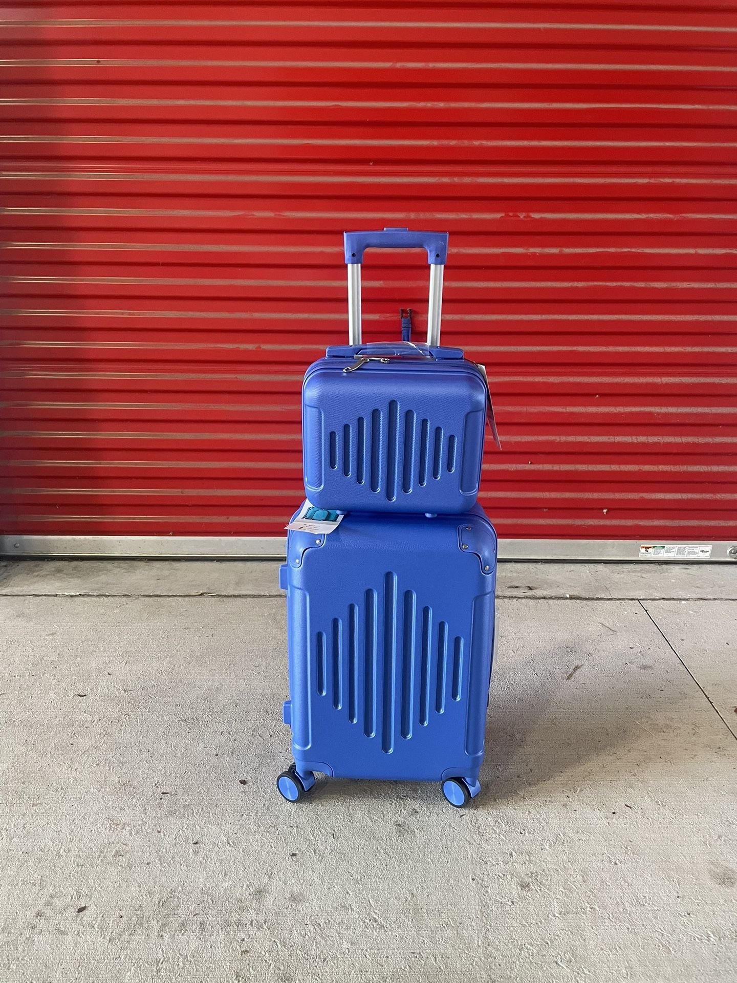 Carry On Set Only 45$