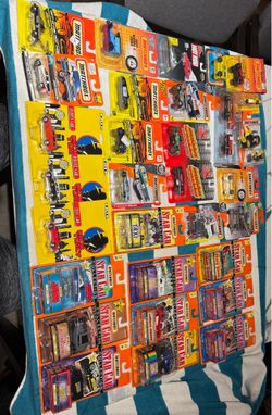 Matchbox 1:64 Diecast Car Lot Star Car Collection/Superfast Jaws Dick Tracy