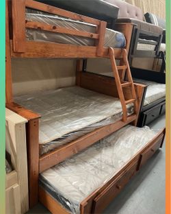 Bunk beds / Literas twin full full con colchones / Camas nuevas