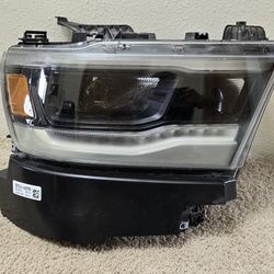 2019-2022 OEM Dodge RAM 1500 Full LED Headlight Right Passenger WITH BRACKET