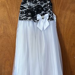 Black And White Dress With Black Flower Pattern Size 8