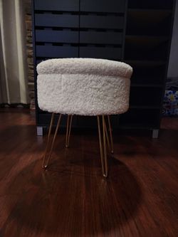 Ottoman/bench