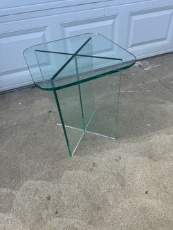 Higher Quality Glass Coffee Table. Heavy look new