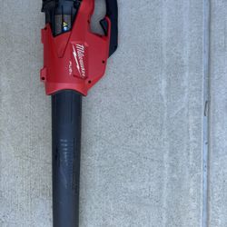 Milwaukee Leaf Blower