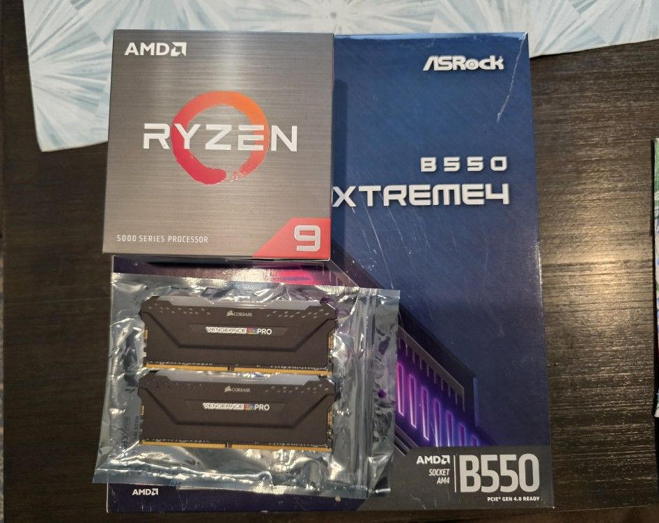 AM4 Combo - 5900x, ASRock B550 Extreme 4, 32 Gb 3600 Mhz  RAM