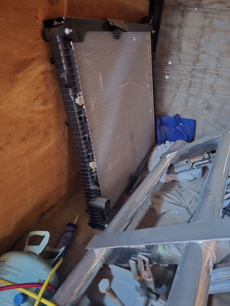 frieghtliner radiator