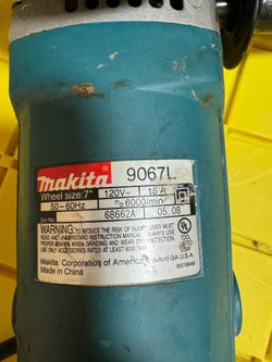 Makita grinder