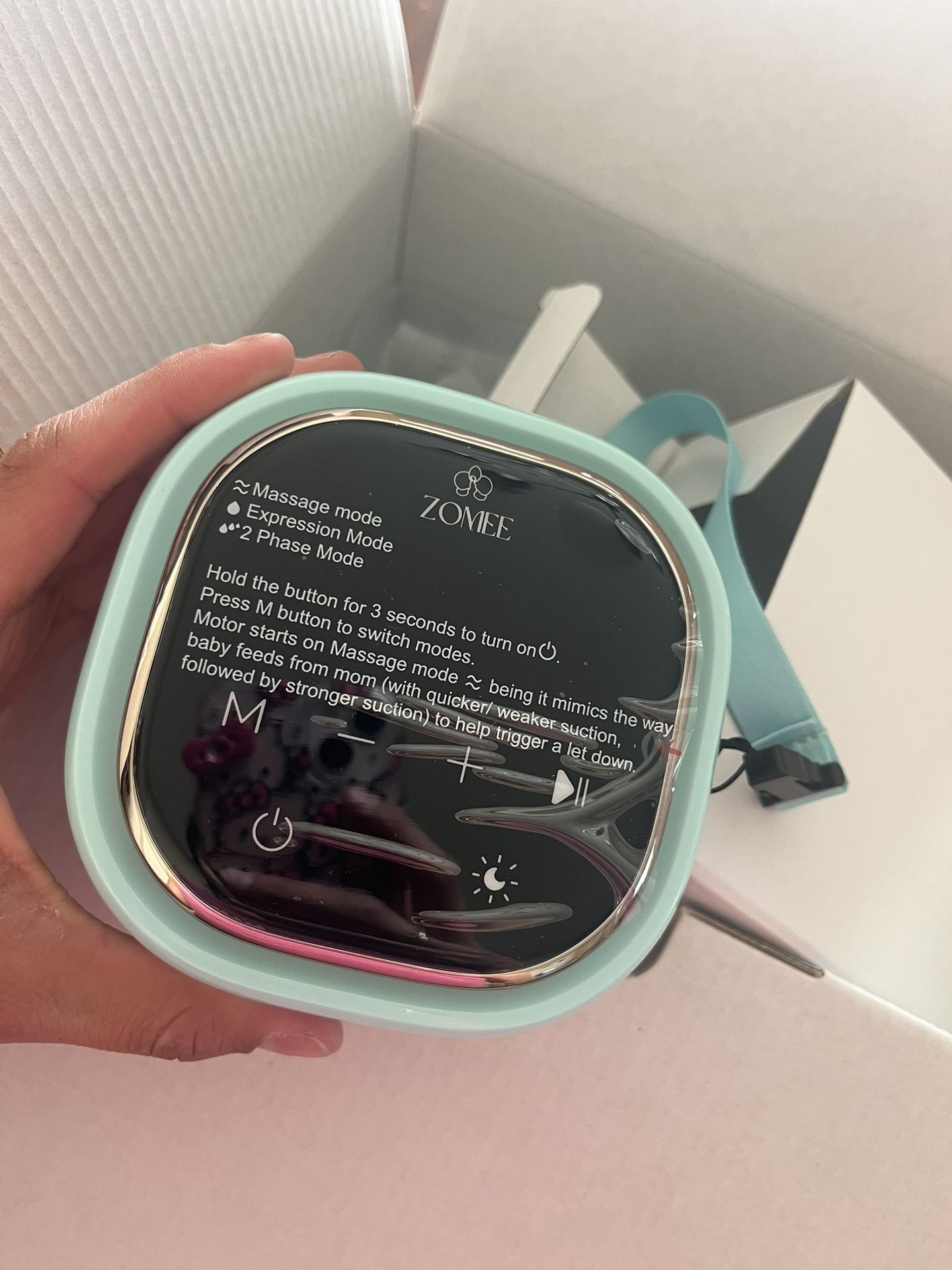 Brand new pump and bottles included