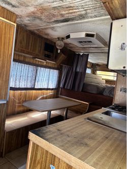 1976 Layton 5 th wheel