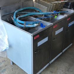 Deep Fryers  3 In Excellent Shape