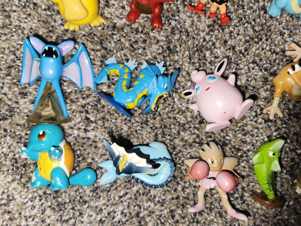 Vintage 90’s 2000 Pokemon Figures. Tomy. Loose. Huge Lot! As is
