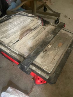 Wet Tile Saw with Sliding Table