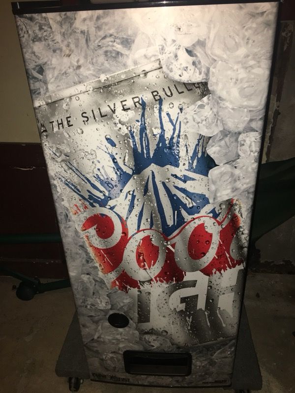Coors light Vending Machine for Sale in New York, NY OfferUp