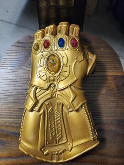 Thanos Gauntlet